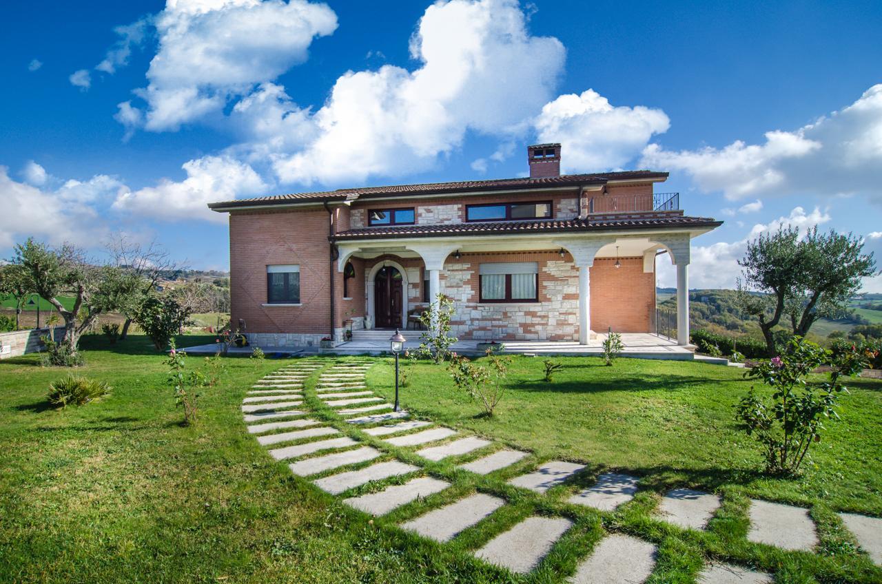 B&B Da Mary Matrice Екстер'єр фото